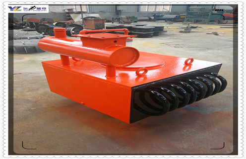 油冷電磁除鐵器，山東懸掛式油冷電磁除鐵器RCDA-8經(jīng)濟(jì)節(jié)能構(gòu)造電氣工作原理_山東懸掛式油冷電磁除鐵器RCDA-8經(jīng)濟(jì)節(jié)能加多少號(hào)油_選型