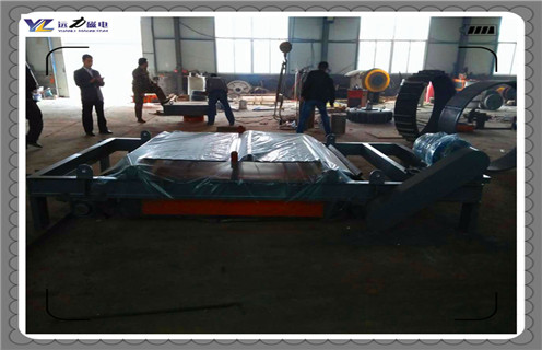 永磁自卸式除鐵器，吸鐵石永磁磁鐵自卸式除鐵器知識(shí)參數(shù)_內(nèi)部磁塊安裝方法_吸鐵石永磁磁鐵自卸式除鐵器型號(hào)價(jià)格 