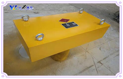 永磁強(qiáng)磁除鐵器，鉀長石鈣粉永磁型強(qiáng)磁除鐵器知識參數(shù)_內(nèi)部磁塊安裝方法_鉀長石鈣粉永磁型強(qiáng)磁除鐵器型號價格 