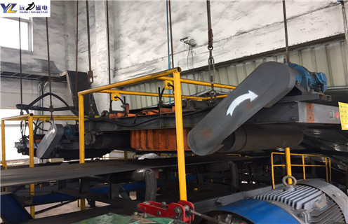 電磁自卸式除鐵器，河南電磁自卸式除鐵器用什么電機(jī)國家標(biāo)準(zhǔn)_河南RCDD-12自卸式電磁除鐵器廠家配件_型號及工作視頻 
