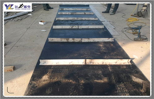 除鐵器皮帶，除鐵器皮帶如何調(diào)如何修復(fù)_除鐵器皮帶如何調(diào)偏原因及如何調(diào)_刮板價格 