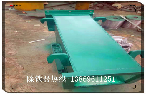 管道除鐵器，北京礦渣立磨管道除鐵器_內(nèi)部構(gòu)造_北京礦渣立磨管道除鐵器哪家好_使用方法  