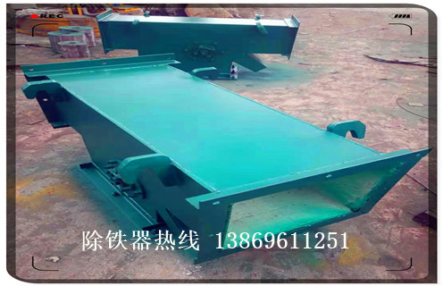 管道永磁除鐵器，吉林管道永磁除鐵器系列_吉林管道永磁除鐵器系列廠家應(yīng)用安裝示意圖型12000高斯_可定制工作原理