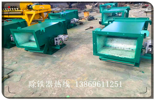 管道除鐵器，江蘇管道式除鐵器價(jià)格_遠(yuǎn)力江蘇管道式除鐵器價(jià)格價(jià)格12000高斯 可定制工作原理_安裝示意圖